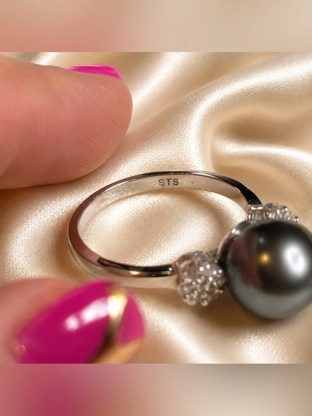 STS 925 Sterling Silver Tahitian Black Cultured Pearl Genuine Diamond Ring Sz 8